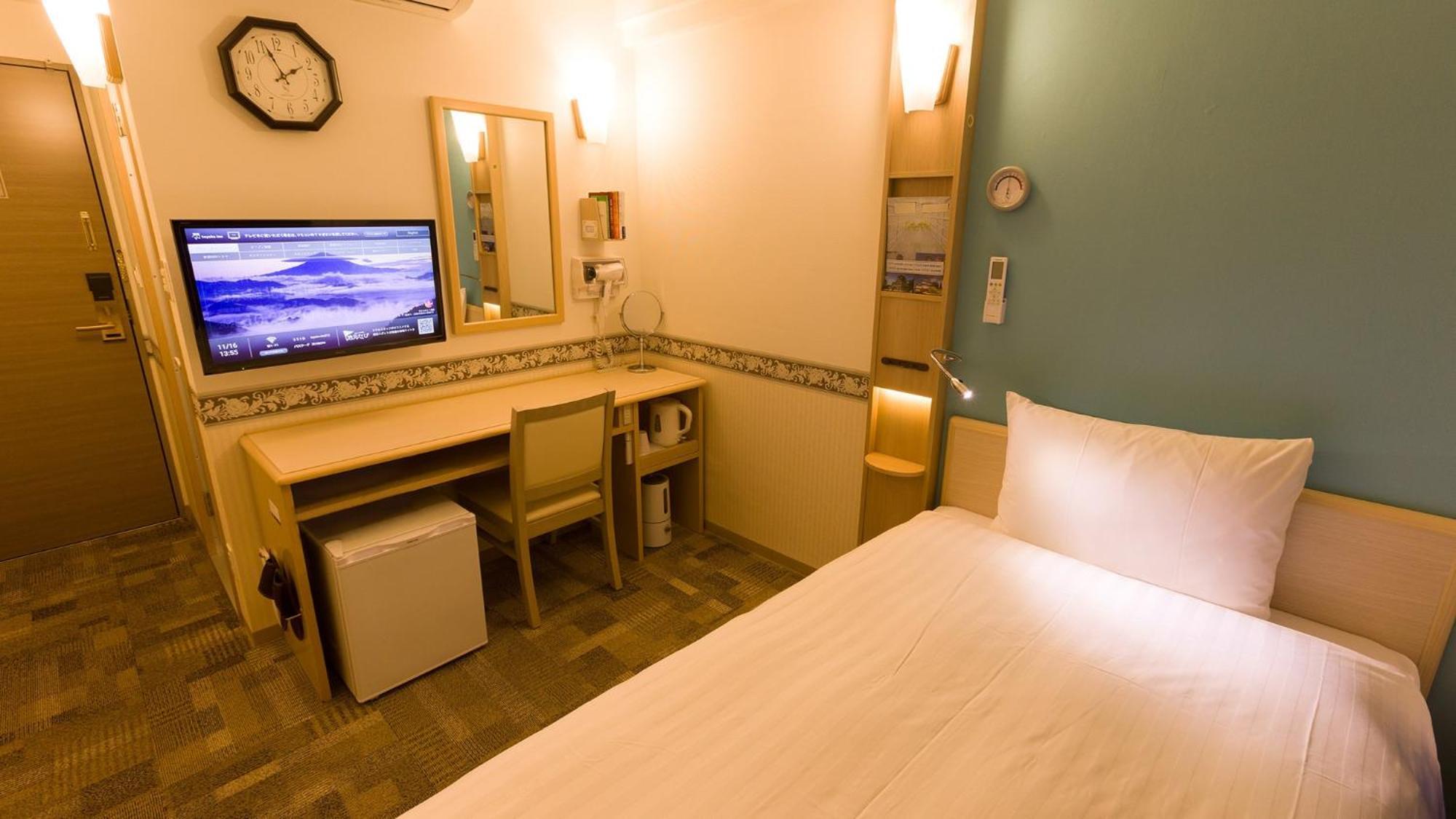 Toyoko Inn Saitama Misato Ekimae 客房 照片
