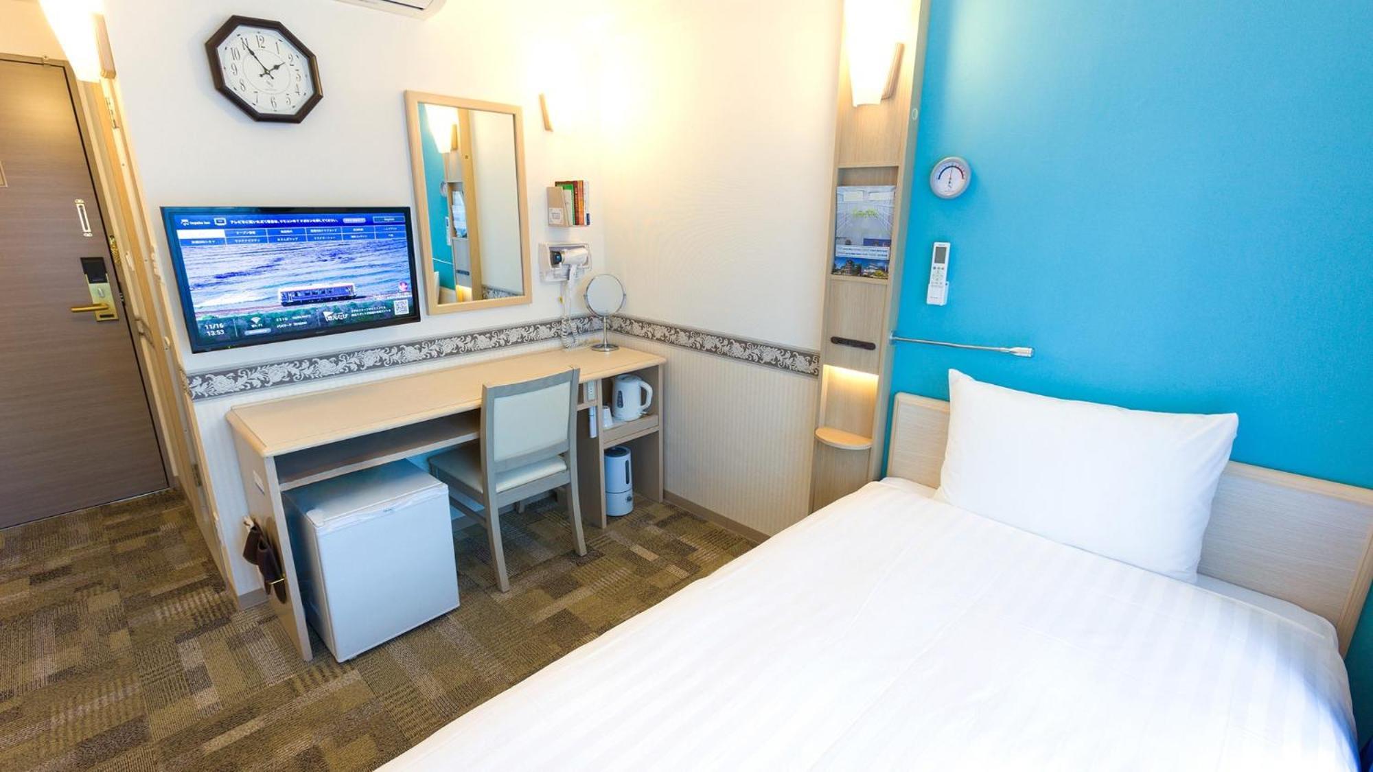 Toyoko Inn Saitama Misato Ekimae 客房 照片