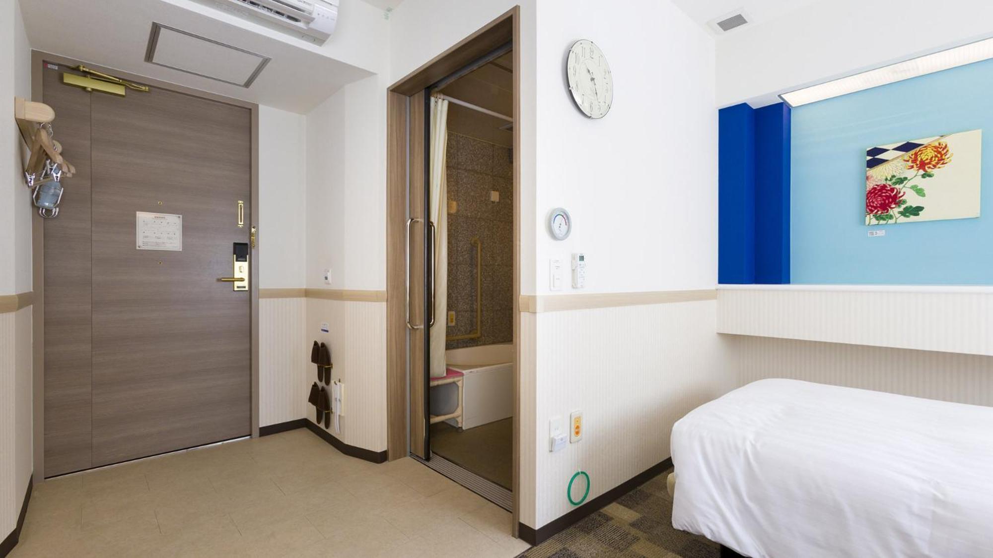 Toyoko Inn Saitama Misato Ekimae 客房 照片